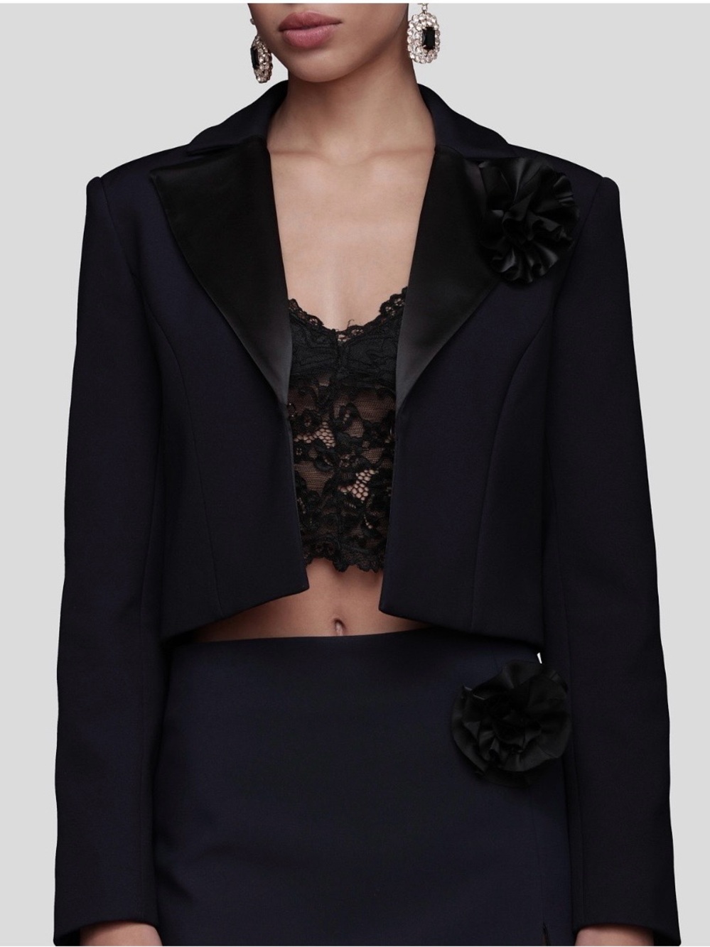 Cropped Black Satin-Trim label blazer